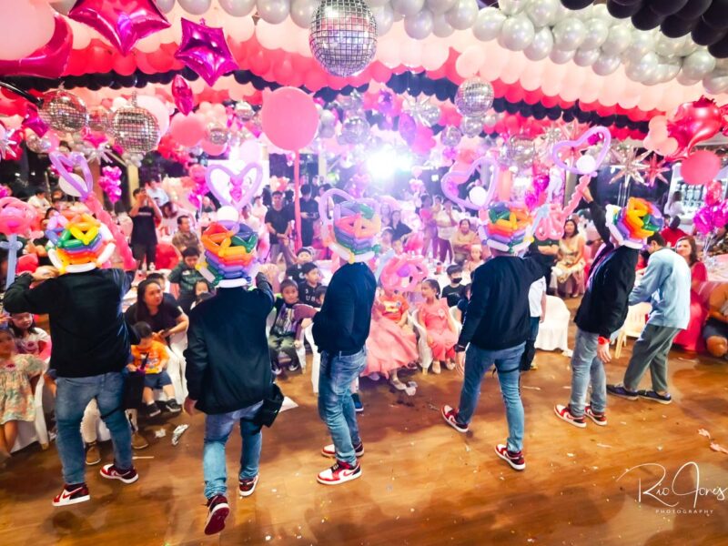 Tectonix - Dancing Balloon Show