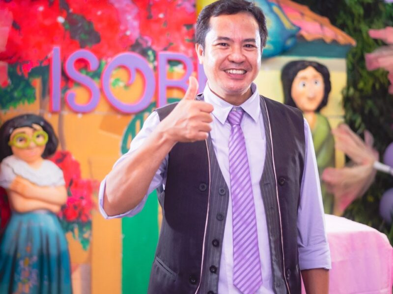 Chayno – The Ultimate Party Host & Magician! 🎩✨