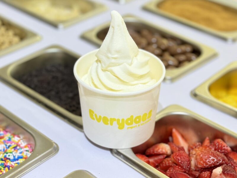 Everydaes Frozen Yogurt & Drinks