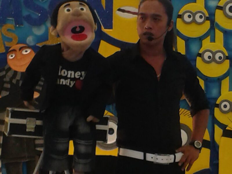 Arnold Cornejo – Ventriloquist, Magician & Professional Party Host
