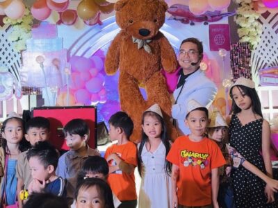 Aries the Magic Artist – Ventriloquist, Puppeteer & Comedy Magician
