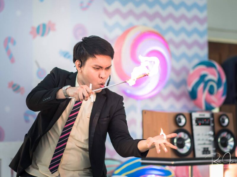 Iankoy the Wacky Magician – Laughter, Magic & Pure Kiddie Party Fun!