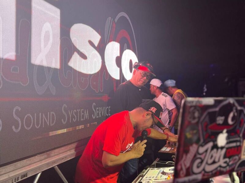 Illuminate Your Event with Loud and Clear Lights and Sounds!